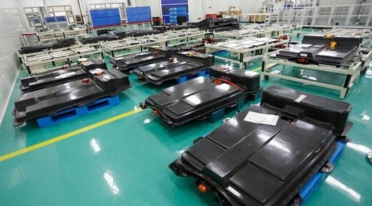比亚迪电池重大转变:不再坚守磷酸铁锂了?